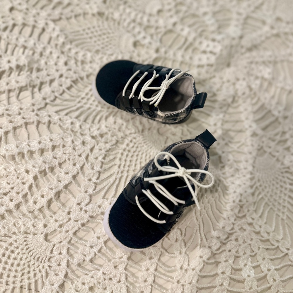 Stylish Black Plaid Kids Shoes